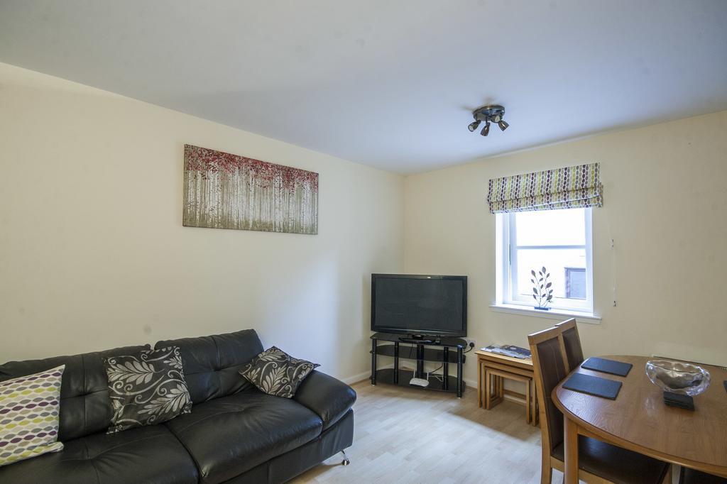 4 Varis Apartments Forres Exterior photo