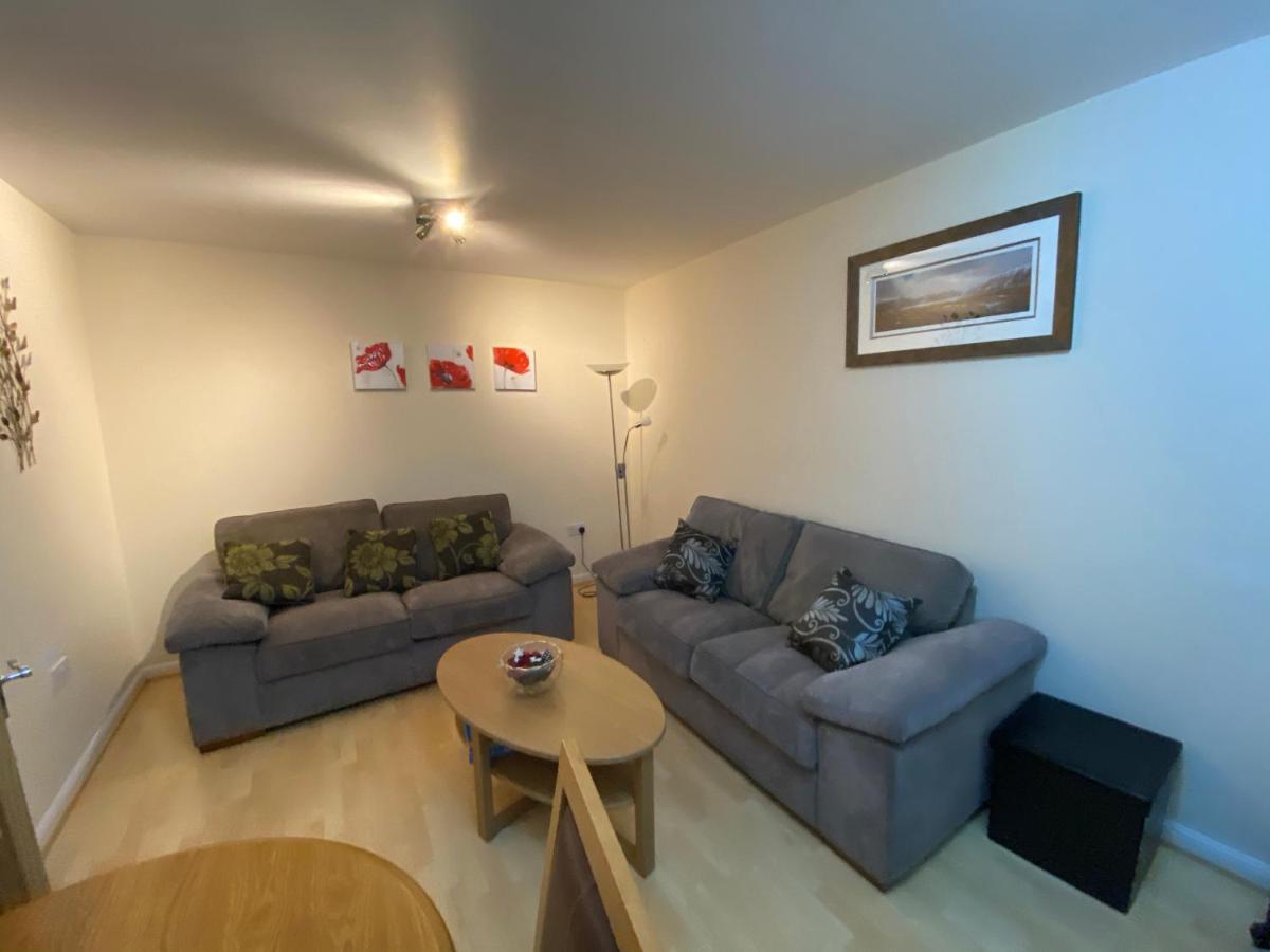 4 Varis Apartments Forres Exterior photo
